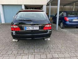 Schwarz Gebraucht 2007 Mercedes E220 Elegance Kombi | 14.500 €