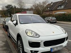 Weiß Gebraucht 2015 Porsche Cayenne SUV | 27.900 €