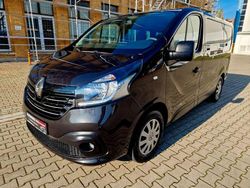 Schwarz Gebraucht 2017 Renault Trafic Van | 14.990 € (Teuer)