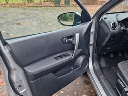 Grau Gebraucht 2009 Nissan Qashqai Acenta SUV | 5.700 € (Fairer Preis)