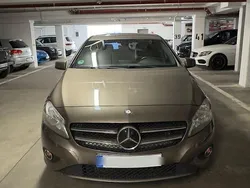 Grau Gebraucht 2013 Mercedes A180 Style Limousine | 9.400 € (Fairer Preis)