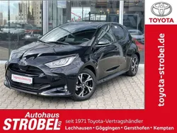 Mysticschwarz mica Neu 2025 Toyota Yaris Hybrid Comfort Kleinwagen | 23.980 € (Guter Preis)