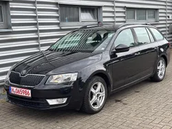 Schwarz Gebraucht 2014 Skoda Octavia Kombi | 4.990 € (Guter Preis)