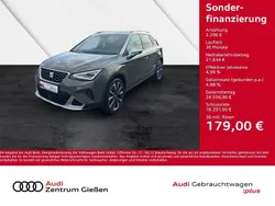 Kliffgrau/candyweiß (metallic) Gebraucht 2024 Seat Arona Xperience SUV | 23.930 € (Fairer Preis)