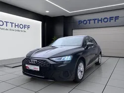 Schwarz Gebraucht 2022 Audi A3 Sportback e-tron Comfort Limousine | 26.750 € (Etwas zu teuer)