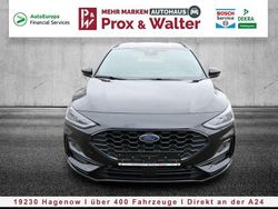 Obsidianschwarz metallic Gebraucht 2024 Ford Focus ST-Line Kombi | 24.900 € (Fairer Preis)