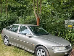 Gebraucht 1999 Opel Vectra Limousine | 950 € (Fairer Preis)