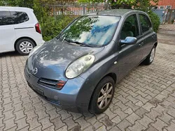 Grau Gebraucht 2003 Nissan Micra City Kleinwagen | 500 € (Fairer Preis)