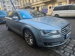 Grau Gebraucht 2012 Audi A8L Limousine | 18.500 €
