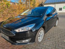 Schwarz Gebraucht 2016 Ford Focus Business Edition Limousine | 5.950 € (Fairer Preis)