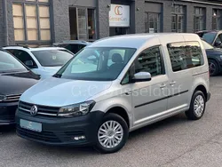 Silber Gebraucht 2016 VW Caddy Trendline Van / Kleinbus | 9.950 € (Teuer)