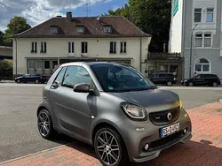 Grau Gebraucht 2018 Smart ForTwo Cabrio Brabus Cabrio | 19.999 €