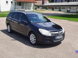 Schwarz Gebraucht 2008 Opel Astra Kombi | 2.450 € (Fairer Preis)