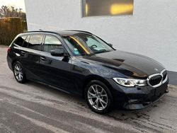 Schwarz Gebraucht 2022 BMW 320 Sport Line Limousine | 25.490 € (Superpreis)