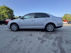 Grau Gebraucht 2025 VW Jetta Freestyle Limousine | 3.550 €