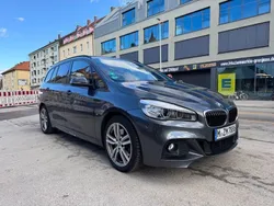 Grau Gebraucht 2016 BMW 220 Gran Tourer Luxury Line Van / Kleinbus | 16.999 € (Teuer)
