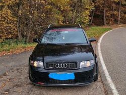 Schwarz Gebraucht 2004 Audi A4 S-Line Kombi | 3.200 € (Teuer)