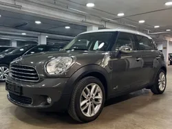 Grau Gebraucht 2011 Mini Countryman SUV | 7.699 €