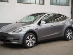 Quicksilver Gebraucht 2023 Tesla Model Y Long Range SUV | 39.450 € (Fairer Preis)