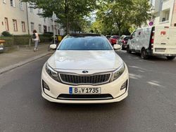 Weiß Gebraucht 2014 Kia Optima Spirit Limousine | 9.100 €