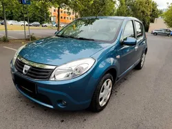 Blau Gebraucht 2008 Dacia Sandero Lauréate Kleinwagen | 2.000 € (Guter Preis)