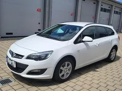 Weiß Gebraucht 2013 Opel Astra Kombi | 5.250 € (Guter Preis)
