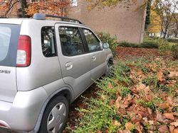 Silber Gebraucht 2002 Suzuki Ignis Kleinwagen | 1.500 €