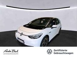 Weiß (gletscherweiß metallic/schwarz) Gebraucht 2022 VW ID.3 Pure Kleinwagen | 20.741 € (Fairer Preis)