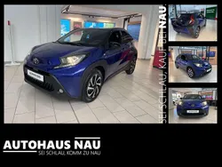 Juniper blue (8y8)/ black mica Neu 2025 Toyota Aygo Kleinwagen | 17.290 €