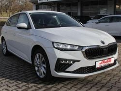 Moonweiss (metallic) Gebraucht 2024 Skoda Scala Selection Kleinwagen | 17.950 € (Guter Preis)