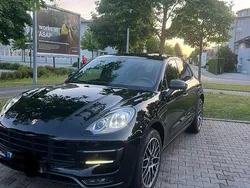 Schwarz Gebraucht 2017 Porsche Macan Turbo SUV | 42.400 € (Etwas zu teuer)