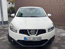 Weiß Gebraucht 2012 Nissan Qashqai SUV | 5.999 € (Fairer Preis)