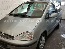 Silber Gebraucht 2005 Ford Galaxy Trend Van / Kleinbus | 3.200 € (Teuer)