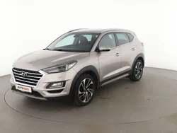 Beige Gebraucht 2018 Hyundai Tucson Premium SUV | 22.490 € (Fairer Preis)
