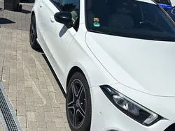 Weiß Gebraucht 2020 Mercedes A200 Limousine | 22.000 € (Fairer Preis)