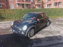 Schwarz Gebraucht 2002 Mini Cooper Kleinwagen | 2.599 €