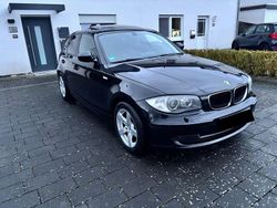 Schwarz Gebraucht 2011 BMW 116 Kleinwagen | 5.900 € (Fairer Preis)