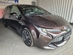 Braun Gebraucht 2020 Toyota Corolla Team Limousine | 19.950 € (Fairer Preis)
