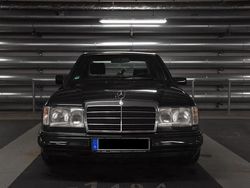 Gebraucht 1990 Mercedes E200 Limousine | 11.999 €