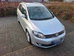 Silber Gebraucht 2009 VW Golf Limousine | 3.000 € (Etwas zu teuer)