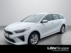 Weiß Gebraucht 2021 Kia Ceed Sportswagon Kombi | 17.580 € (Fairer Preis)