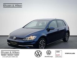 Blau Gebraucht 2018 VW Golf VII Active Limousine | 16.980 € (Guter Preis)
