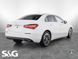 Unilack polarweiß Gebraucht 2024 Mercedes A180 Limousine | 30.477 € (Etwas zu teuer)