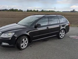 Schwarz Gebraucht 2011 Skoda Octavia Sport Kombi | 6.800 € (Guter Preis)