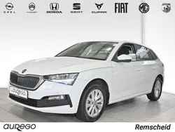 Weiß Gebraucht 2024 Skoda Scala Ambition Kleinwagen | 17.490 € (Guter Preis)