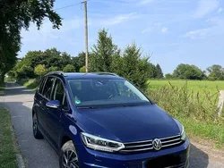 Blau Gebraucht 2018 VW Touran Join Van / Kleinbus | 18.999 € (Guter Preis)