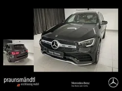 Grau Gebraucht 2020 Mercedes GLC300e AMG SUV | 41.900 € (Etwas zu teuer)