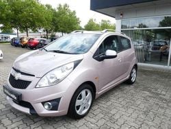 Pearl pink (metallic) Gebraucht 2011 Chevrolet Spark LT Kleinwagen | 4.990 € (Teuer)