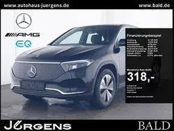 Schwarz metalliclack kosmosschwarz Gebraucht 2024 Mercedes EQA300 Progressive SUV | 33.830 € (Fairer Preis)