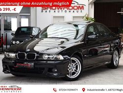 Cosmosschwarz metallic 303 Gebraucht 2001 BMW 525 Shadowline Limousine | 25.990 €